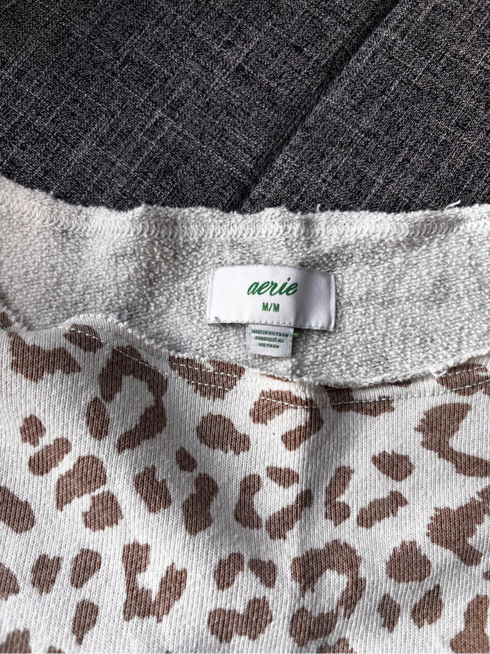 Women’s Leopard Print Longe/Pajama Set - Picture 3 of 7